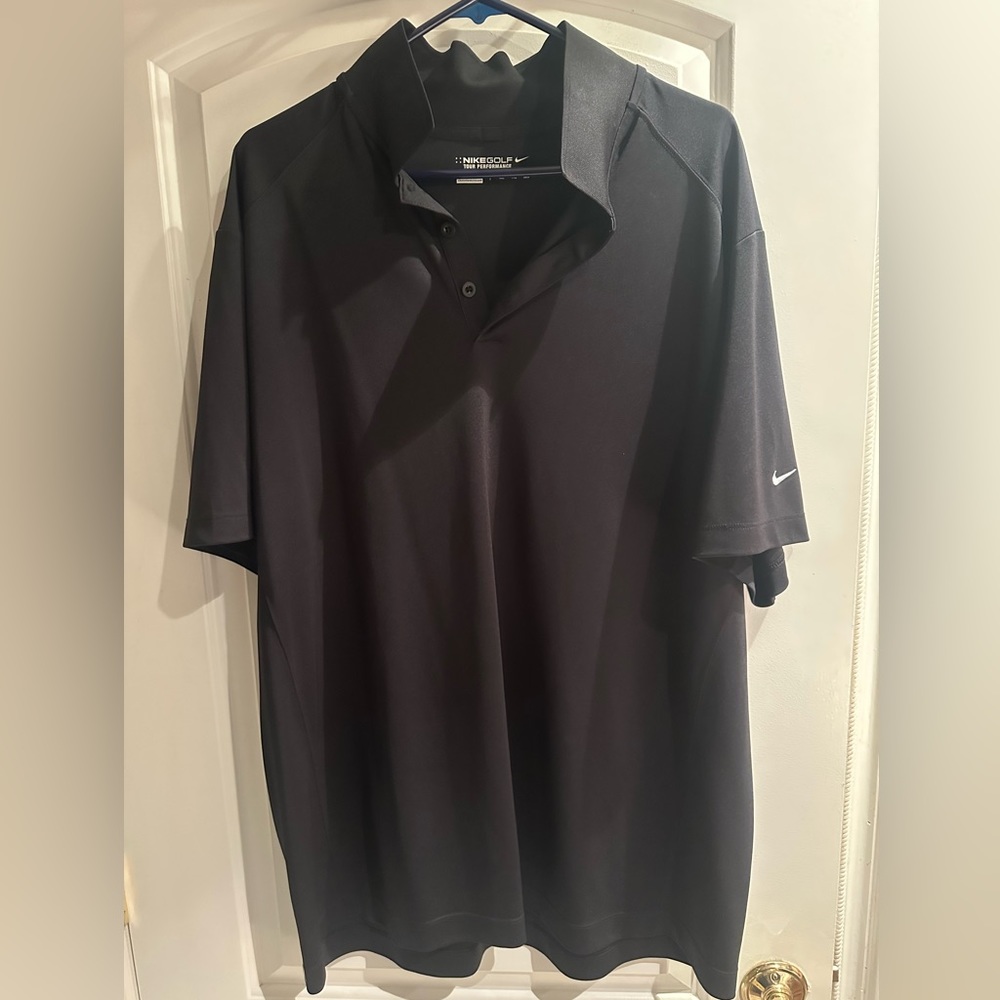 Nike Golf Men’s Dry Fit Polo Shirt Black 2XL. New. Never Worn. Only Tried on.